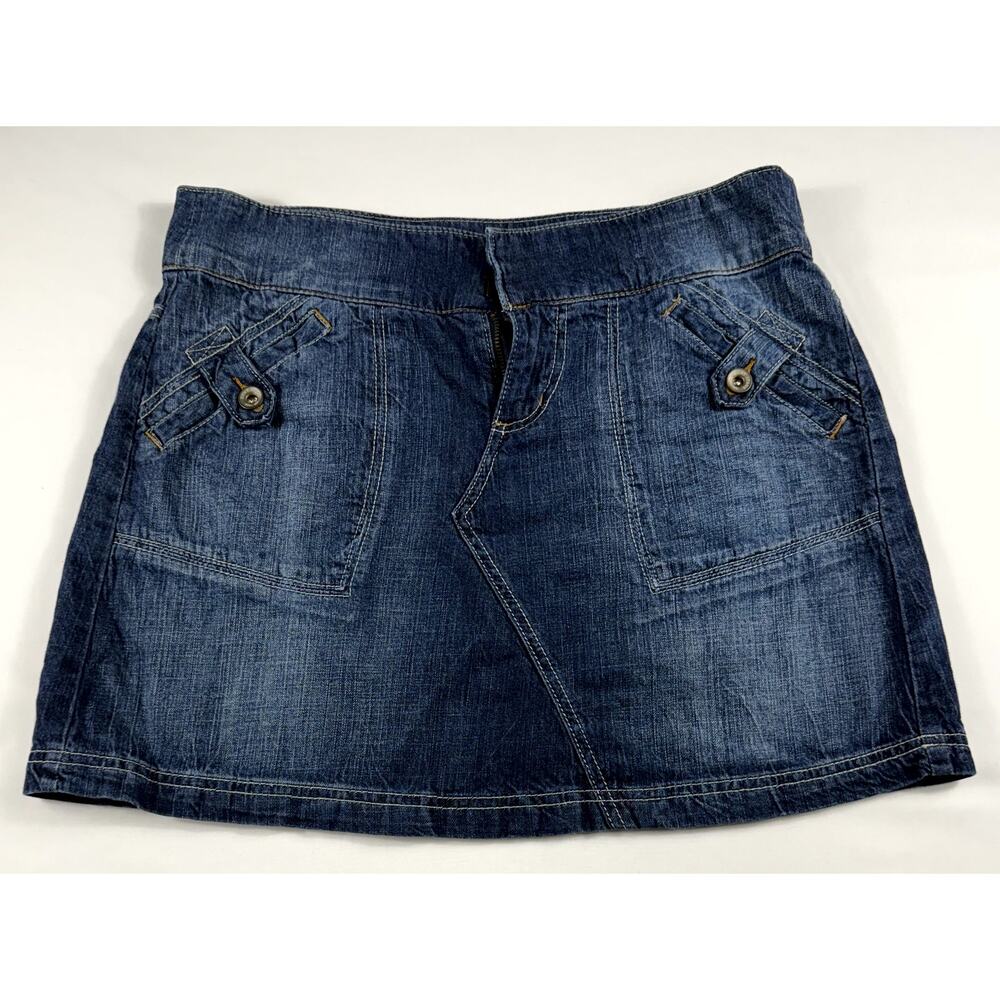 DKNY Denim wash Y2K Mini Skirt Size 10 A-line silhouette 100% cotton